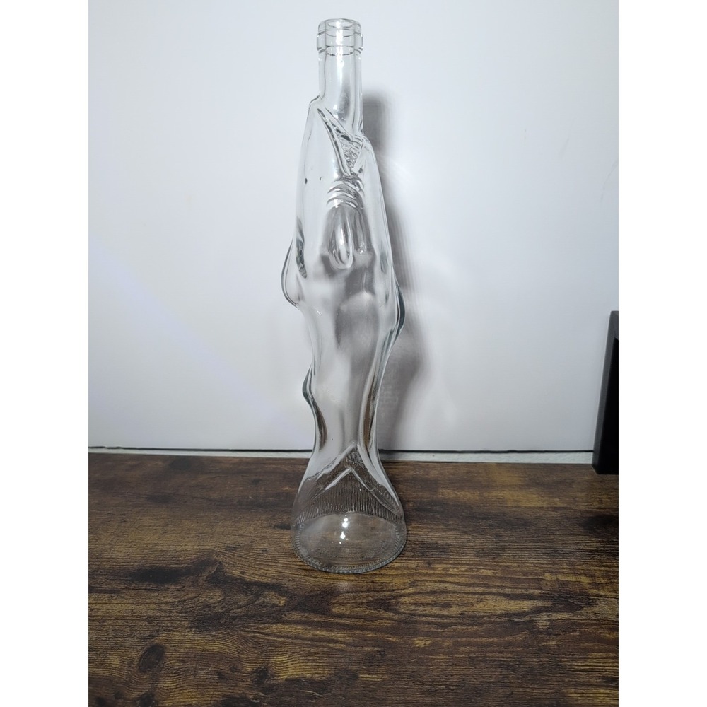 Vintage Shark Bottle Made in Italy 750 ml 15" 1979 No Chips Wine Clear Decanter